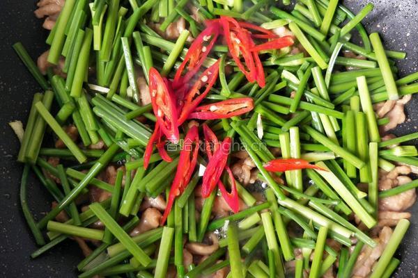 韭菜苔炒肉丝的做法图解14