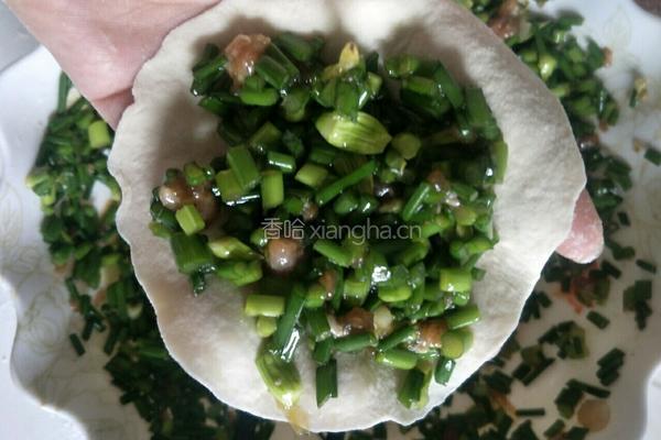 特色肉肉韭苔蒸包的做法图解11