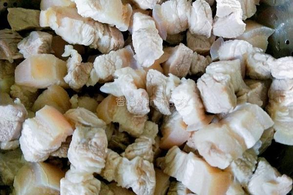 红烧肉炖土豆的做法图解7