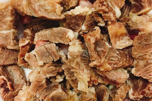 胡萝卜牛肉手抓饭的做法图解1