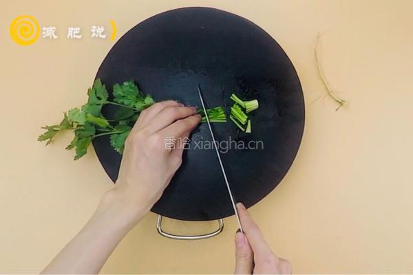 减肥餐～凉拌猪肝的做法图解2