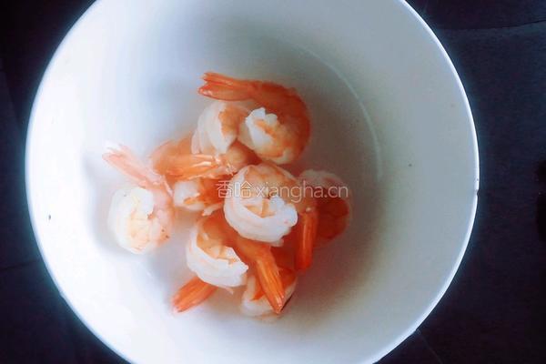 土豆虾球的做法图解1