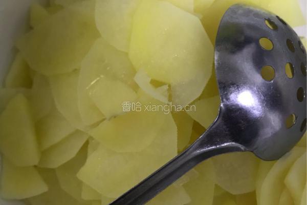 青椒炒土豆片的做法图解4