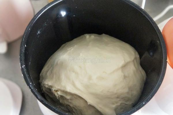 酸菜猪肉包子的做法图解3