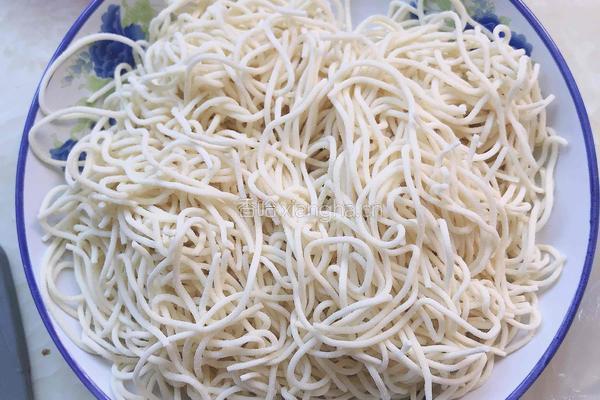 自制热干面的做法图解1