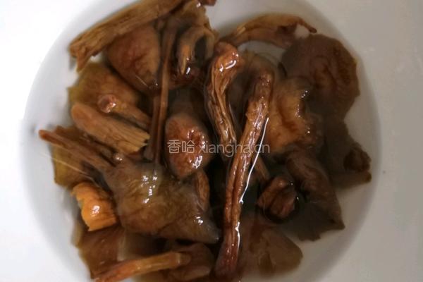 蒸罐鸡腿汤的做法图解2