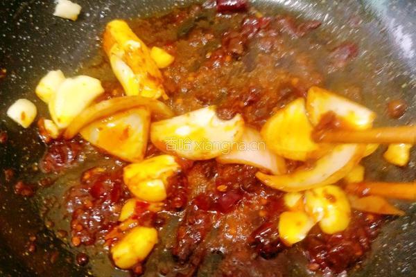 土豆鸡爪煲的做法图解4