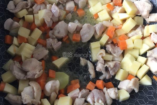 黑咖喱鸡腿丁的做法图解9