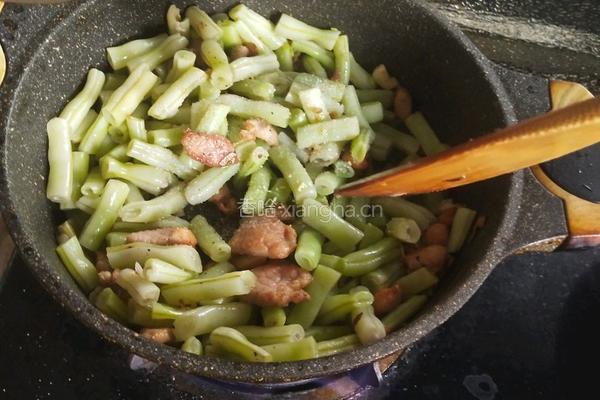 芸豆炒肉的做法图解13