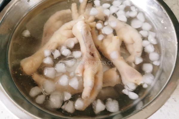 脱骨酸辣鸡爪的做法图解4