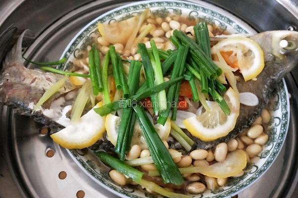 柠檬黄豆蒸鳊鱼的做法图解13
