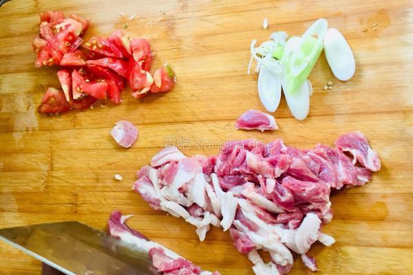豆角炒肉的做法图解1