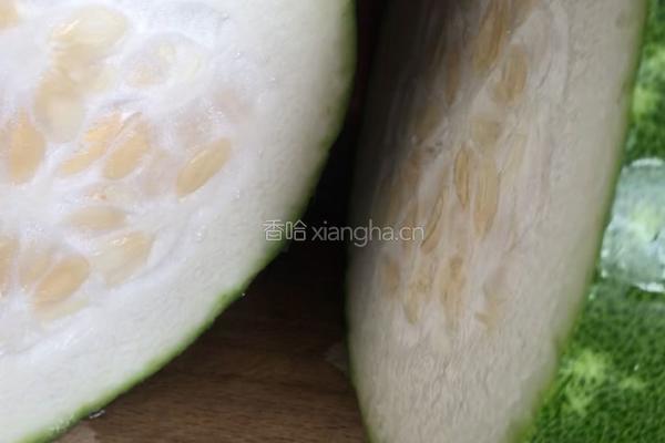 鸡翅冬瓜盅的做法图解2