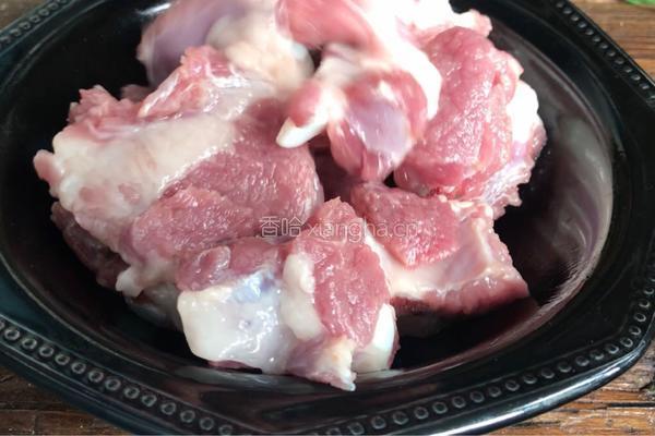 排骨烧豆腐的做法图解1