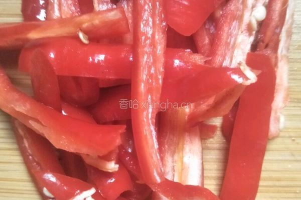 红椒肉丝炒菜花的做法图解3