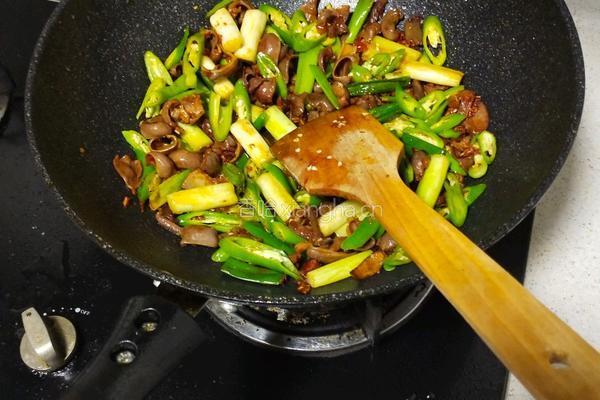 爆炒郡肝的做法图解8