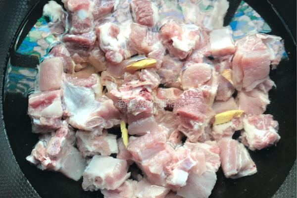土豆烧排骨的做法图解3