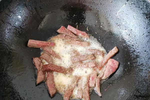 黑胡椒牛排炒饭的做法图解6