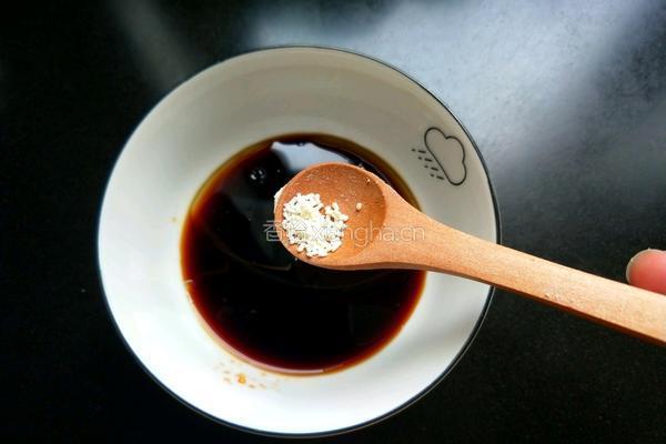凉拌蒜泥芦笋的做法图解11
