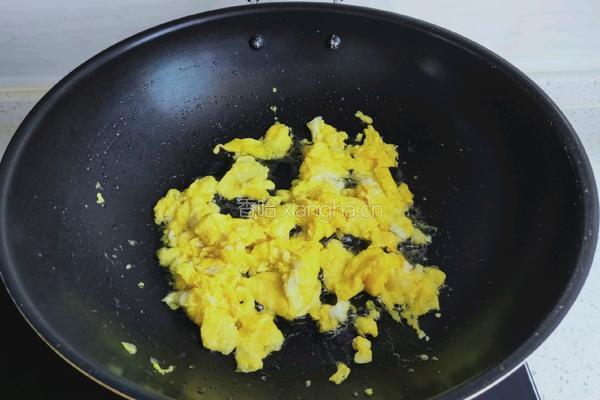 时蔬炒宽面的做法图解4