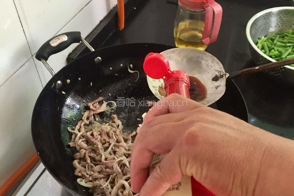 胡芹炒肉丝的做法图解12