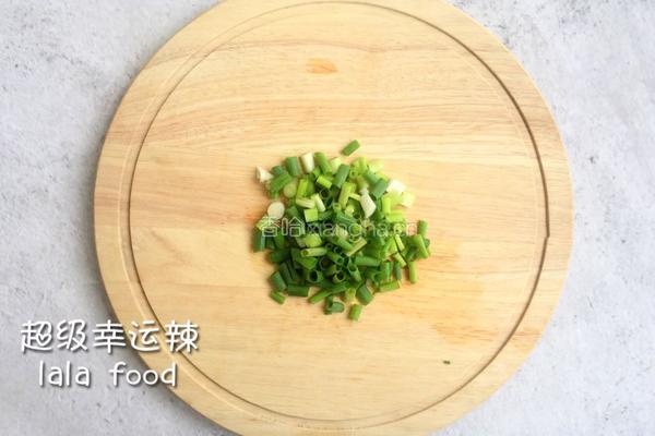 虾米藜麦杂粮鸡蛋饼的做法图解3