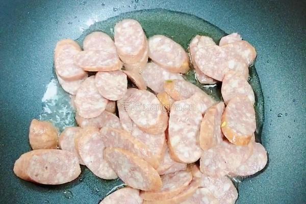 鲜蔬肉肠荷叶蒸饭的做法图解4