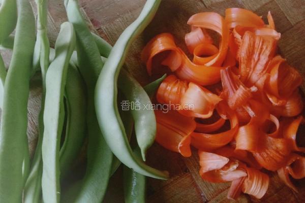 花瓣豆角的做法图解1