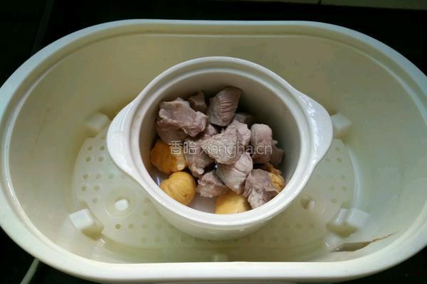 香菇板栗瘦肉汤的做法图解5