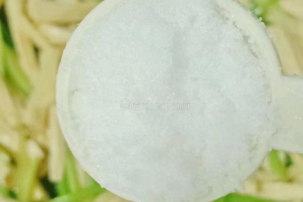 芹菜炒腐竹的做法图解7