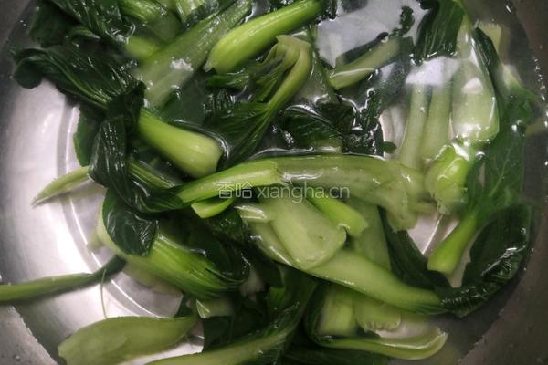 凉拌青菜香菇的做法图解6