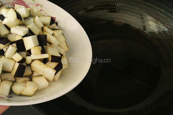 茄子炒卷心菜的做法图解5