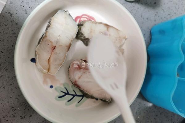 香煎鳕鱼的做法图解4