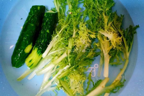 清爽低脂鸡肉沙拉的做法图解3