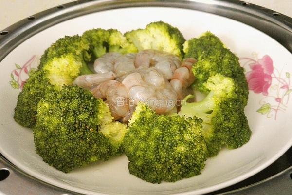 清蒸西兰花虾仁的做法图解6