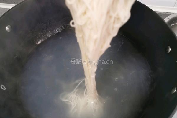 龙须面煎蛋的做法图解3