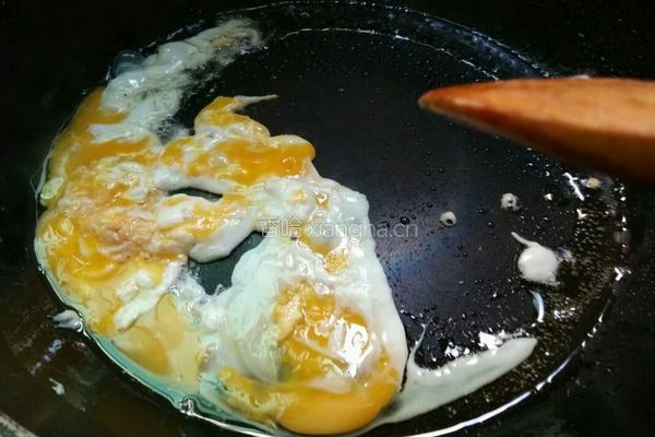 腊肠蛋炒饭的做法图解4