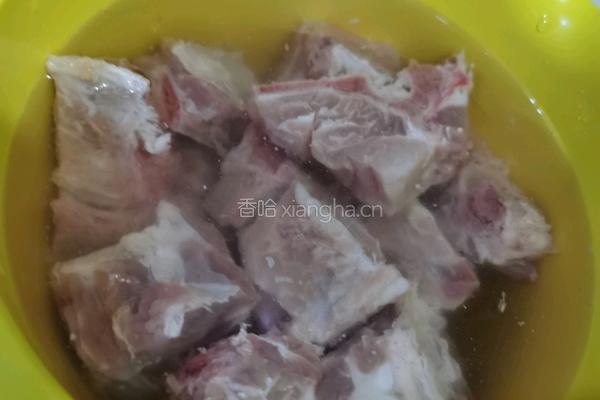 韩式炖排骨的做法图解2