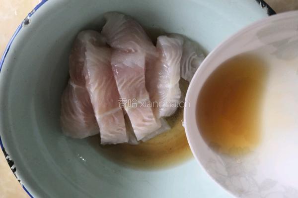 香煎巴沙鱼的做法图解4