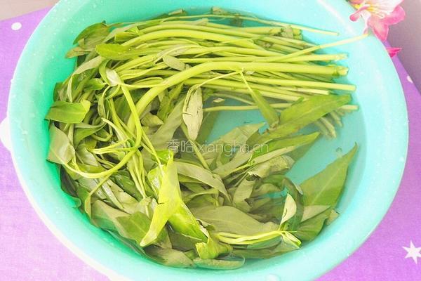 清炒空心菜的做法图解2