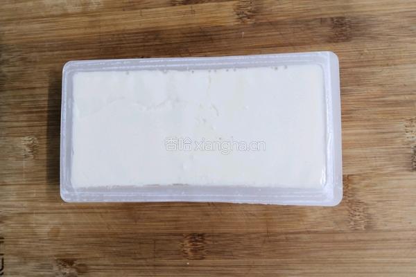 内酯豆腐拌皮蛋的做法图解2
