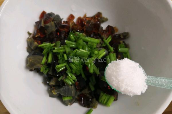 内酯豆腐拌皮蛋的做法图解8