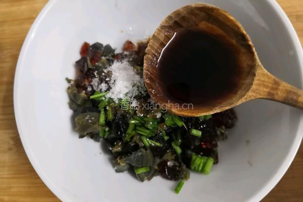 内酯豆腐拌皮蛋的做法图解11