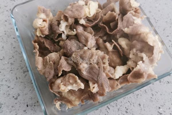 金针菇番茄牛肉煲的做法图解7