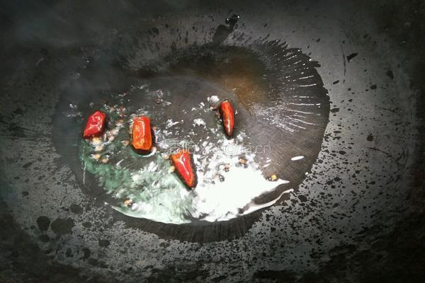 白菜炒芝士拉面的做法图解7