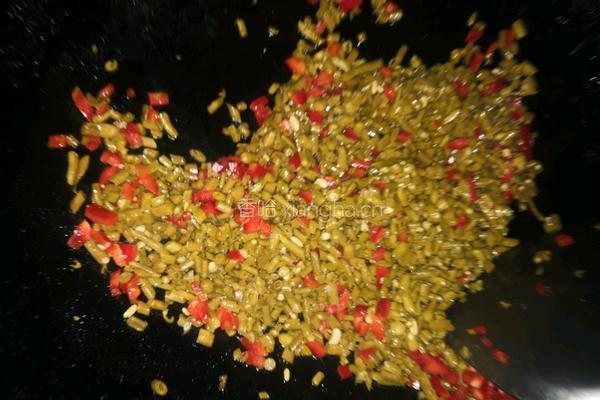 酸豇豆肉沫的做法图解3