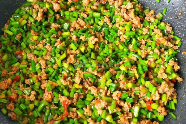 韭菜苔炒肉沫的做法图解18
