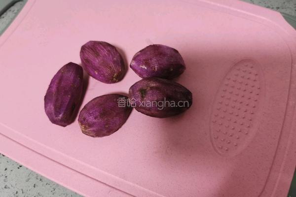 紫薯豆沙糯米饼的做法图解2