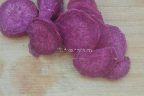 紫薯粥的做法图解1