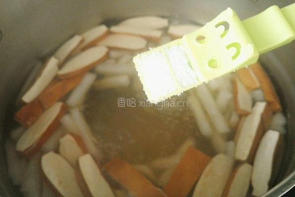 白萝卜豆腐干汤的做法图解6